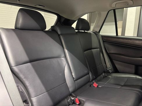 Used 2015 Subaru Outback 2.5i Limited AWD/4WD image 21