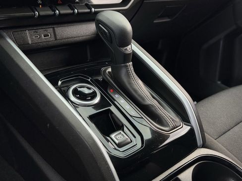 Used 2023 Chevrolet Colorado W/T w/ WT Convenience Package II image 16