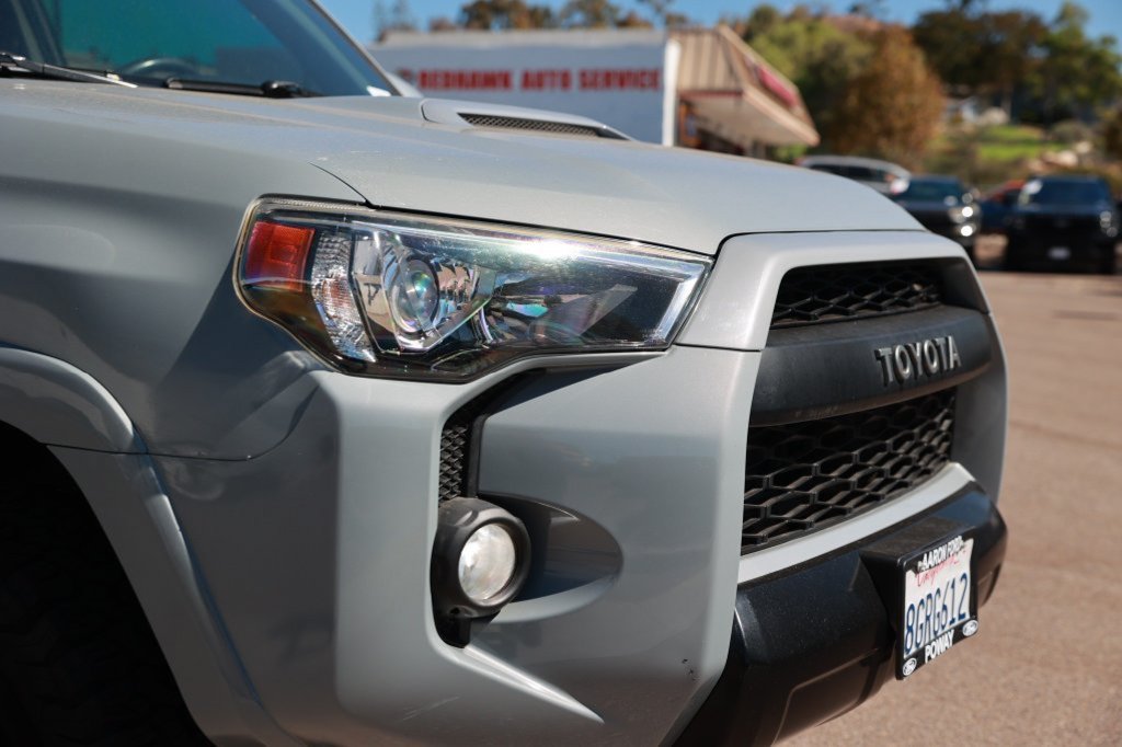 Used 2017 Toyota 4Runner TRD Pro AWD/4WD image 9