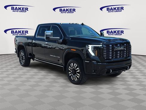 Used 2025 GMC Sierra 2500 Denali Ultimate AWD/4WD image 3