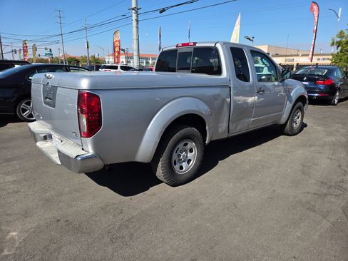Used 2006 Nissan Frontier XE w/ (G01) XE Preferred Pkg RWD image 4