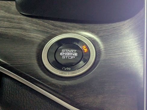 Certified 2024 Jeep Grand Cherokee Limited 4xe AWD/4WD image 17