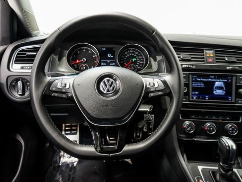 Used 2019 Volkswagen Golf Alltrack S AWD/4WD image 17