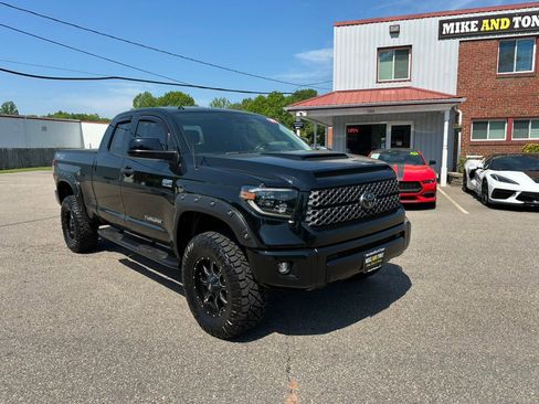 Used 2019 Toyota Tundra SR5 w/ TRD Sport Package AWD/4WD image 3