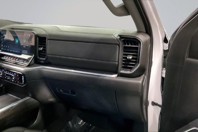 Used 2025 Chevrolet Silverado 2500 LTZ w/ Trail Boss Package AWD/4WD image 18