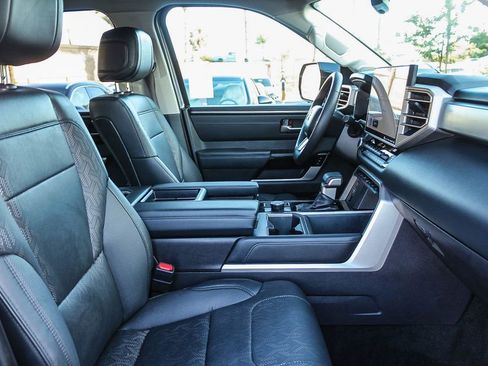 Used 2024 Toyota Tundra Limited AWD/4WD image 21