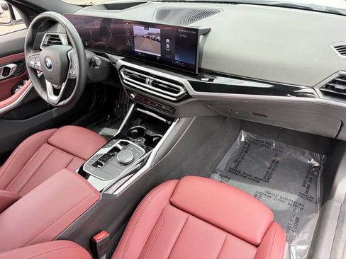 Used 2024 BMW 330i Sedan w/ Premium Package RWD image 13