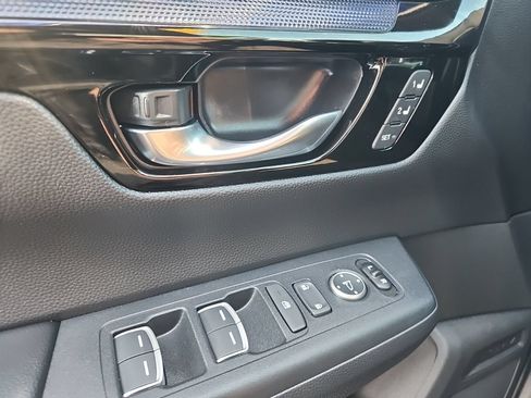 Used 2025 Honda CR-V Sport Touring image 29