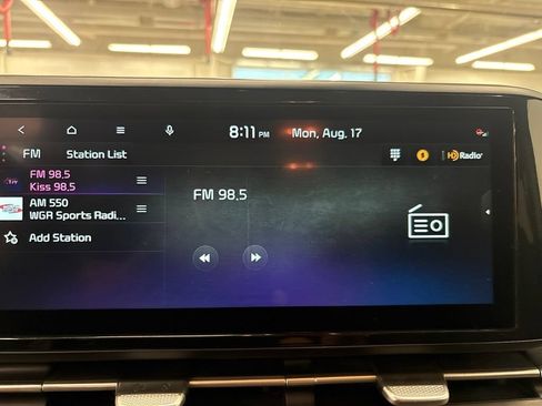 Certified 2024 Kia Carnival EX FWD image 11