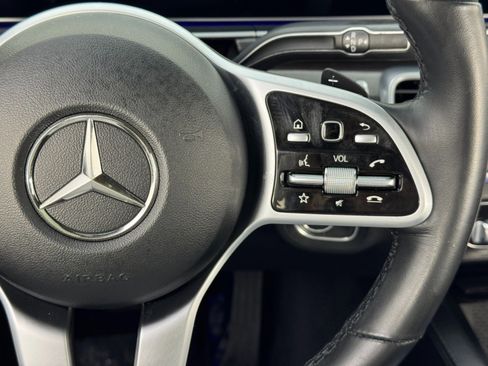 Used 2021 Mercedes-Benz GLE 350 w/ Premium Package image 23