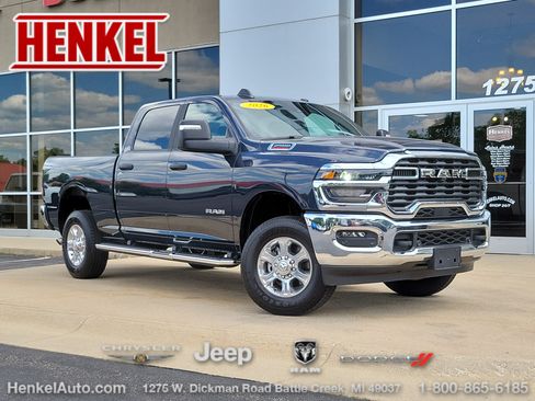 Used 2026 RAM 2500 Big Horn AWD/4WD image 1