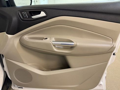 Used 2014 Ford Escape SE w/ Equipment Group 201A image 29