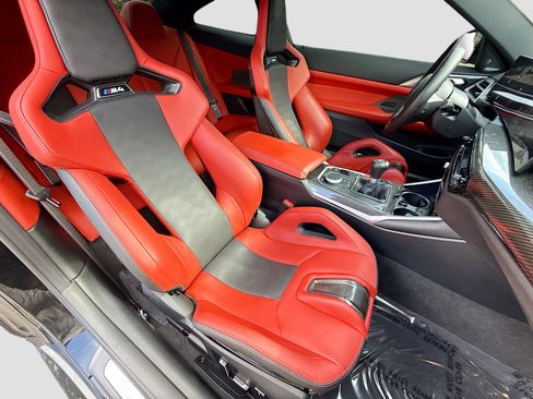 Used 2025 BMW M4 Coupe w/ Executive Package RWD image 15
