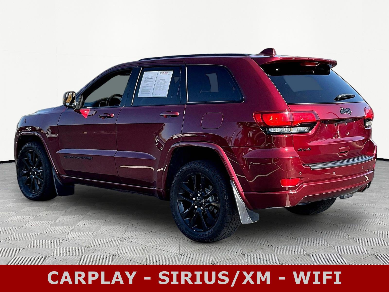 Used 2020 Jeep Grand Cherokee Altitude AWD/4WD image 4