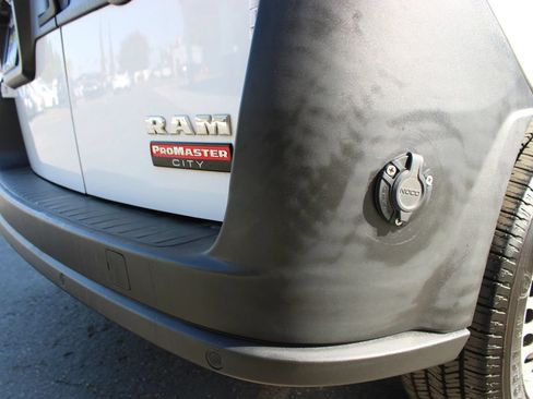 Used 2020 RAM ProMaster City Tradesman FWD image 35