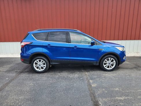 Used 2017 Ford Escape SE w/ Equipment Group 201A AWD/4WD image 8