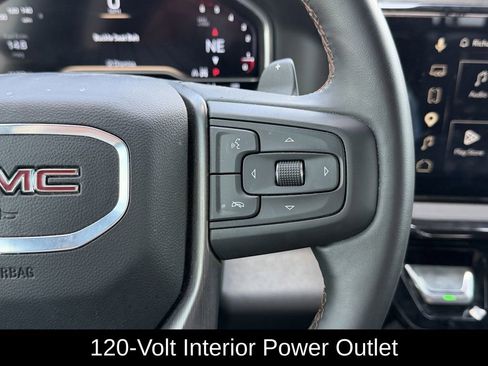 Used 2025 GMC Sierra 1500 AT4 w/ AT4 Premium Package AWD/4WD image 19