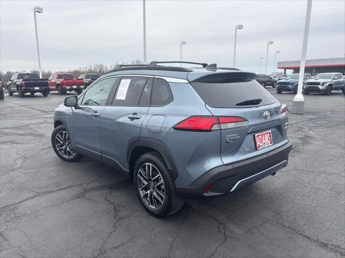 Certified 2026 Toyota Corolla Cross XLE w/ Convenience Package image 6