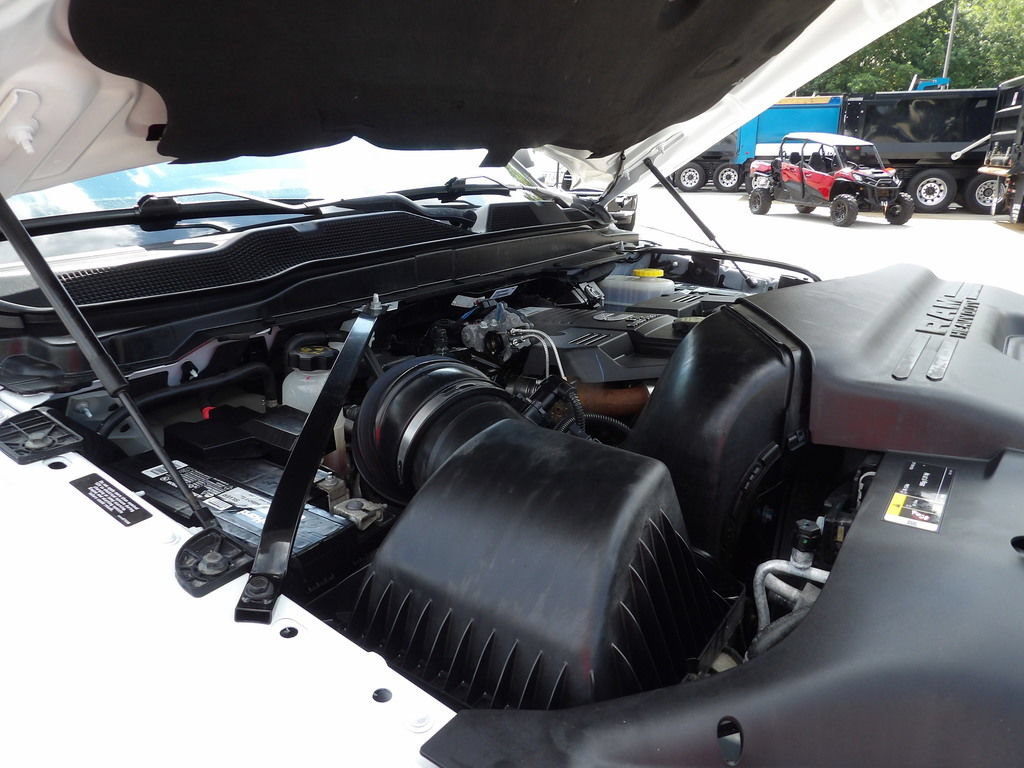 Used 2021 RAM 3500 Tradesman w/ Chrome Appearance Group AWD/4WD image 43