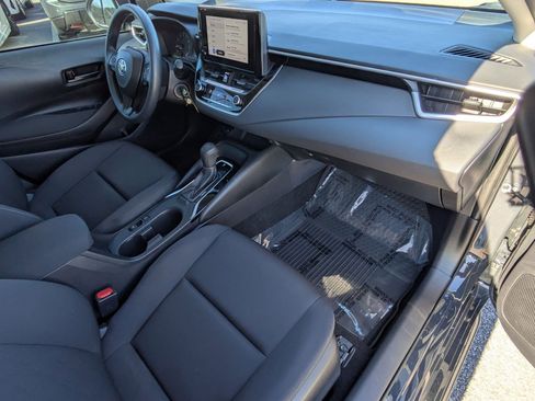 Used 2024 Toyota Corolla LE image 34