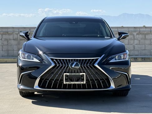 Certified 2025 Lexus ES 300h w/ Premium Package FWD image 6