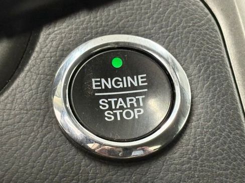 Used 2020 Ford Fusion SE image 22