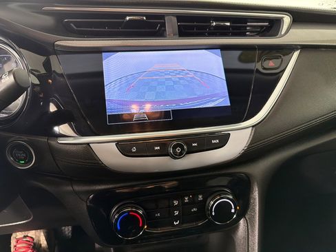 Used 2020 Buick Encore GX Preferred w/ Sport Touring Package image 18