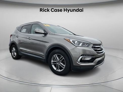 Used 2018 Hyundai Santa Fe Sport image 4