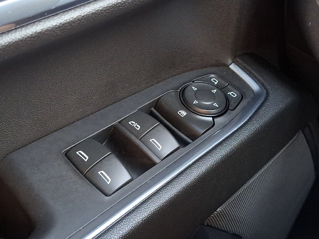 Certified 2024 Chevrolet Silverado 1500 LT AWD/4WD image 24