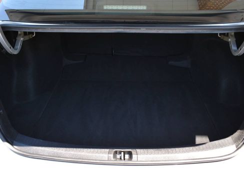 Used 2021 Toyota Corolla LE FWD image 10