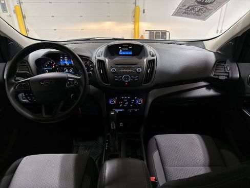 Used 2017 Ford Escape SE AWD/4WD image 10