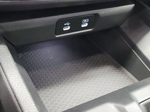 Certified 2025 Honda Accord LX image 30