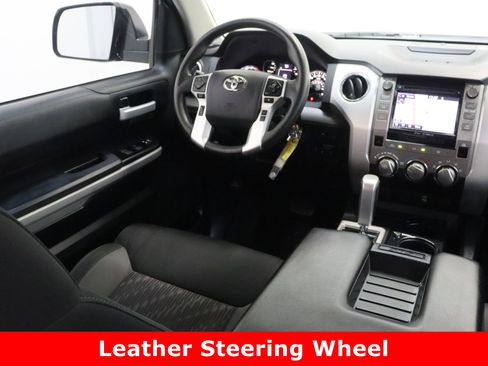 Used 2018 Toyota Tundra SR5 w/ SR5 Upgrade Package image 30
