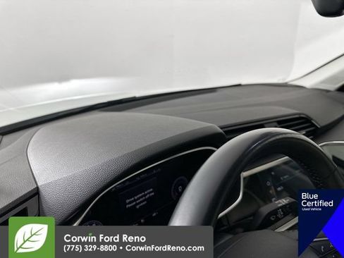 Used 2020 Audi Q3 2.0T Premium Plus AWD/4WD image 11