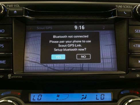 Used 2017 Toyota RAV4 XLE w/ Plus Special Value Package AWD/4WD image 29