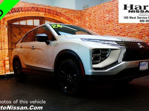 Used 2024 Mitsubishi Eclipse Cross LE AWD/4WD image 1