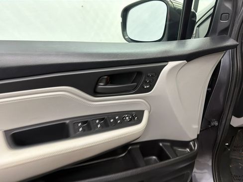 Used 2020 Honda Odyssey EX-L image 12