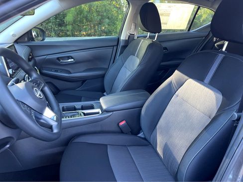 New 2025 Nissan Sentra SV image 17