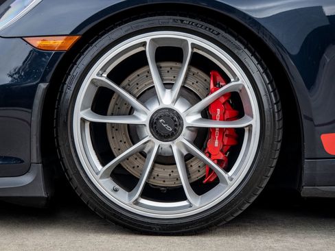 Certified 2015 Porsche 911 GT3 image 21