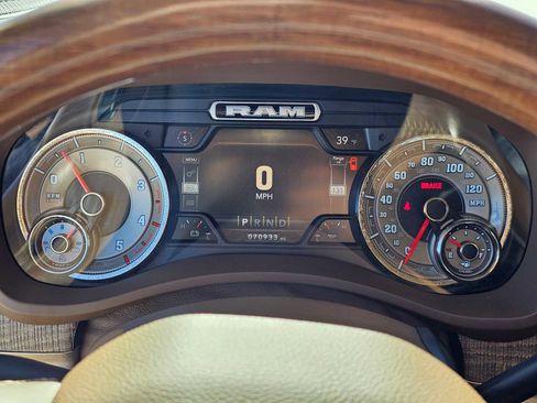 Used 2021 RAM 3500 Limited image 25