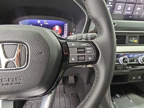 New 2026 Honda Pilot Touring image 27