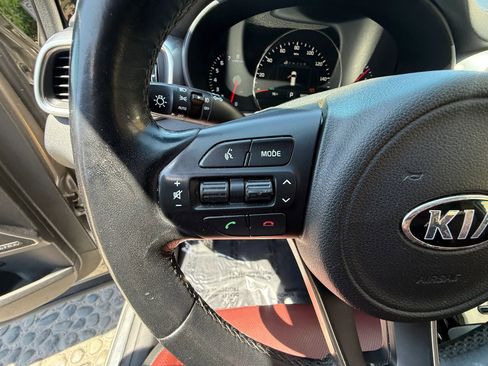 Used 2017 Kia Sorento SX FWD image 28