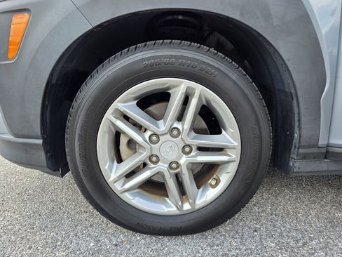 Used 2019 Hyundai Kona SE FWD image 27