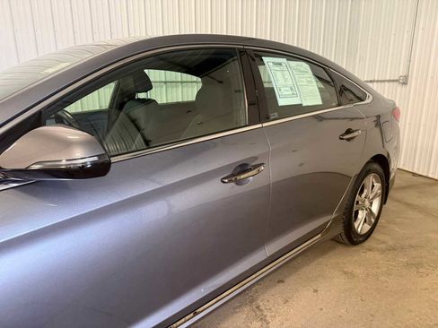 Used 2019 Hyundai Sonata Sport w/ Tech Package 03 FWD image 7