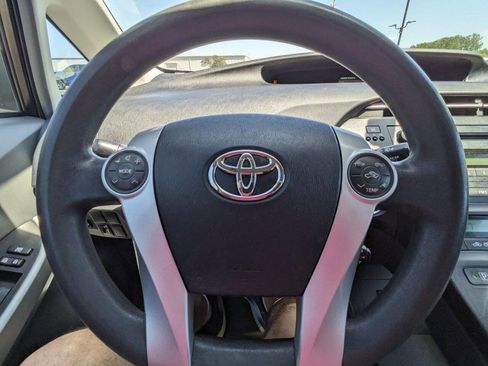 Used 2011 Toyota Prius Two image 15