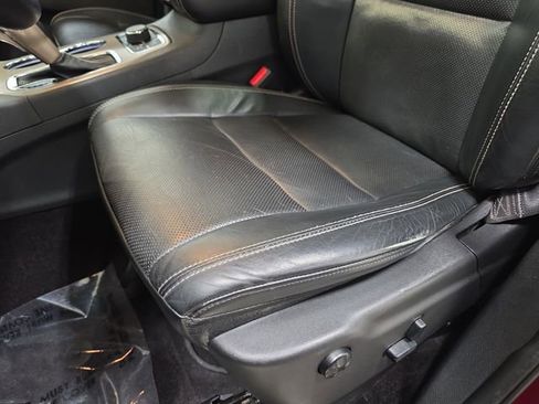 Used 2016 Jeep Grand Cherokee Limited w/ Luxury Group II image 28