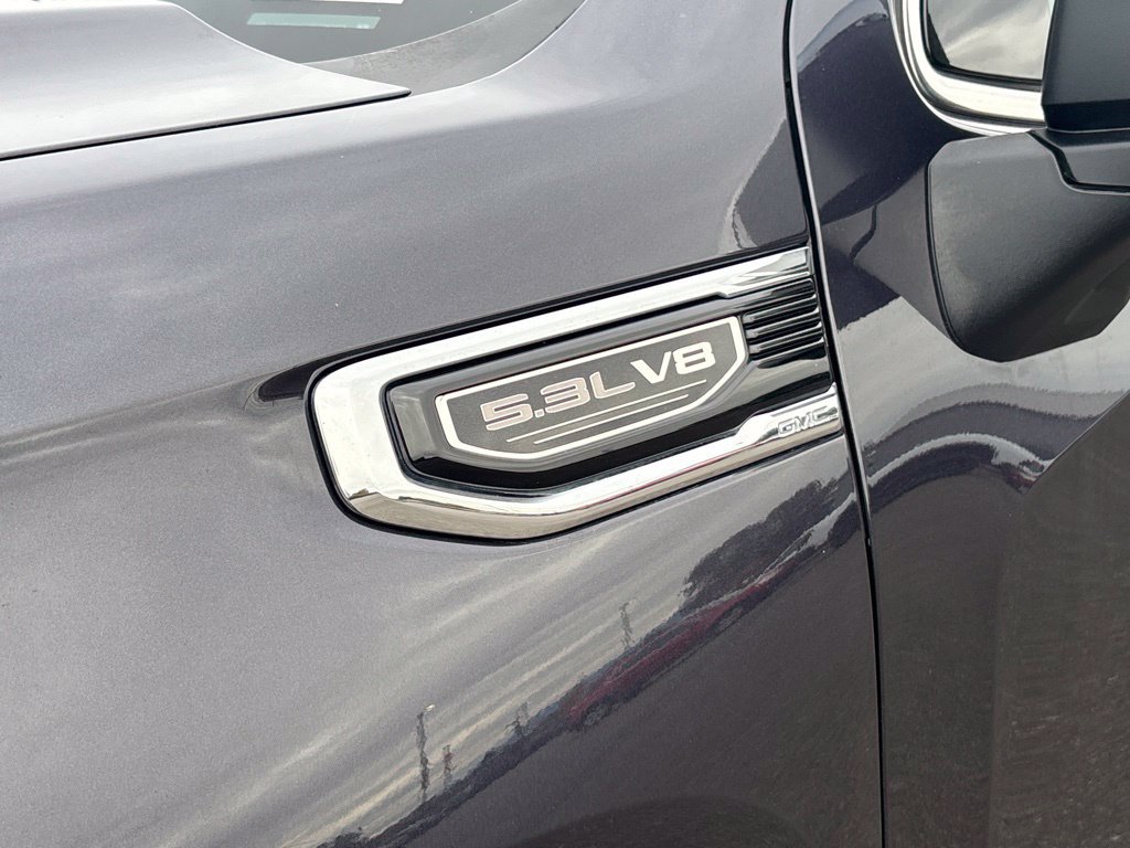 Used 2025 GMC Sierra 1500 SLT AWD/4WD image 45