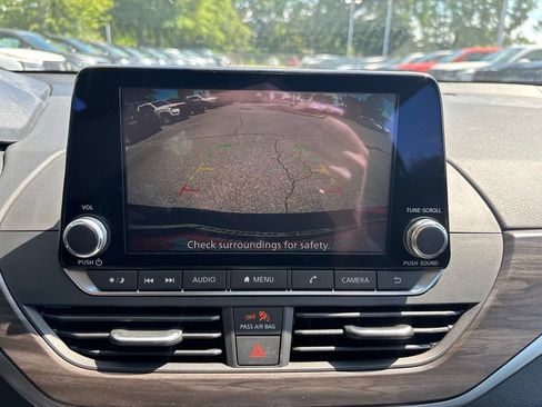 New 2026 Nissan Altima 2.5 SV FWD image 11