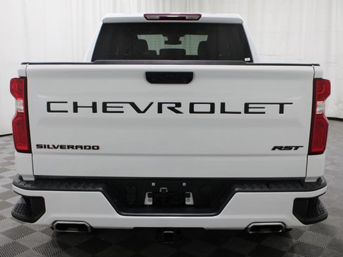 Used 2023 Chevrolet Silverado 1500 RST w/ Redline Edition AWD/4WD image 28