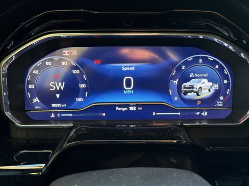 Used 2024 Chevrolet Silverado 1500 LT Trail Boss w/ LT Trail Boss Premium Package image 21